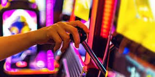 lucky2 Myanmar online gaming platform အကြောင်း ဖော်ပြသောပုံ